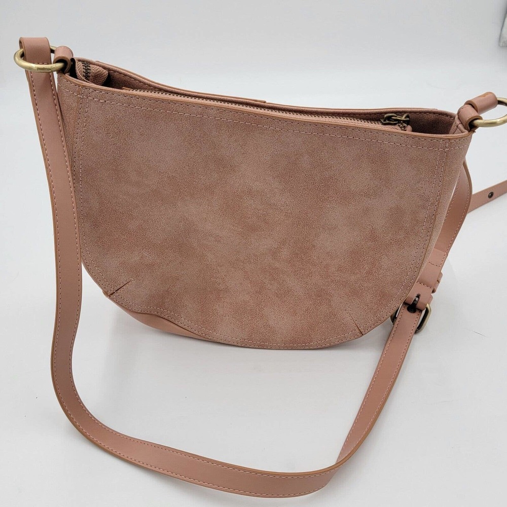 Elle Jae Gypset Tan Marquesas Vegan Crossbody Handbag Two Leaves 8"x10.5"x3.5" - Picture 2 of 14